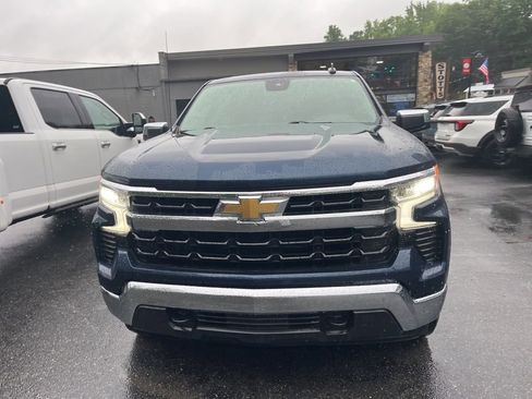 Used 2023 Chevrolet Silverado 1500 LT AWD/4WD image 4