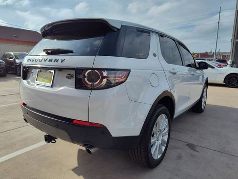 Used 2019 Land Rover Discovery Sport HSE image 4