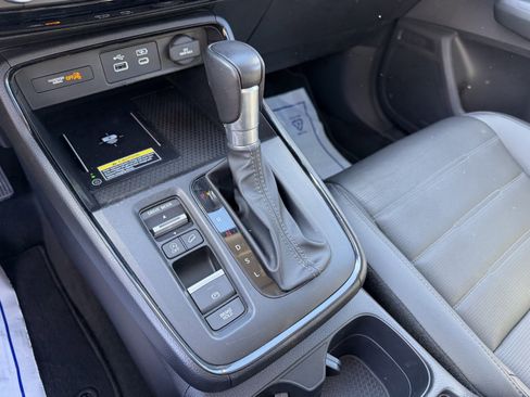 Used 2025 Honda CR-V EX-L image 18