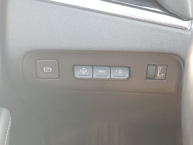 Certified 2022 Buick Enclave Avenir w/ Avenir Technology Package AWD/4WD image 20