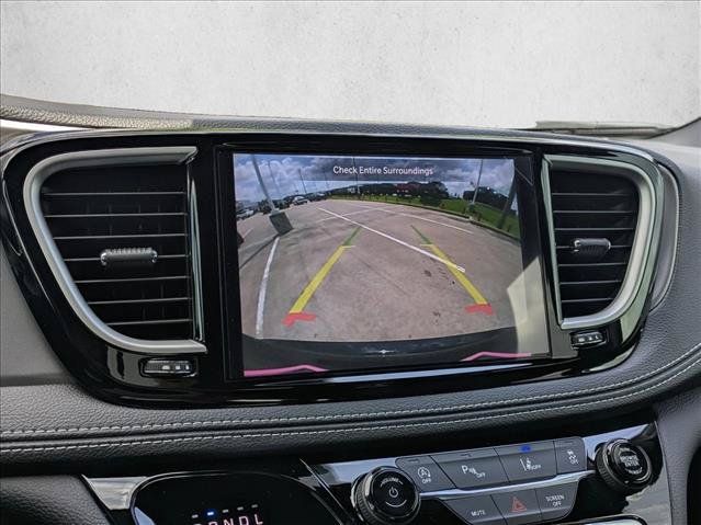 New 2026 Chrysler Pacifica Select w/ S Appearance Package FWD image 9