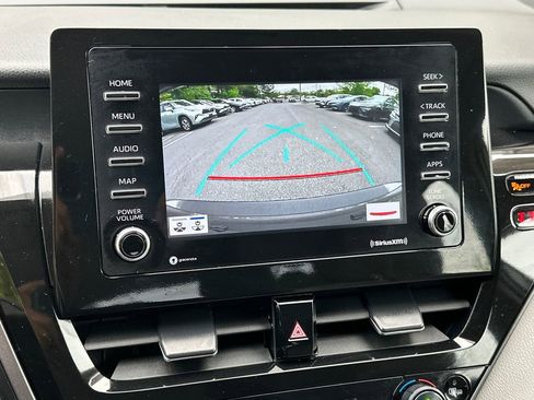 Used 2024 Toyota Camry SE w/ Cold Weather Package FWD image 24