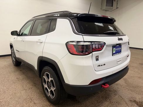 Used 2022 Jeep Compass Trailhawk w/ Trailhawk Convenience Group image 3