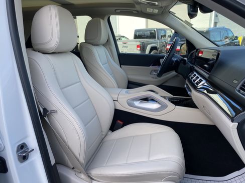 Used 2024 Mercedes-Benz GLE 350 4MATIC image 36