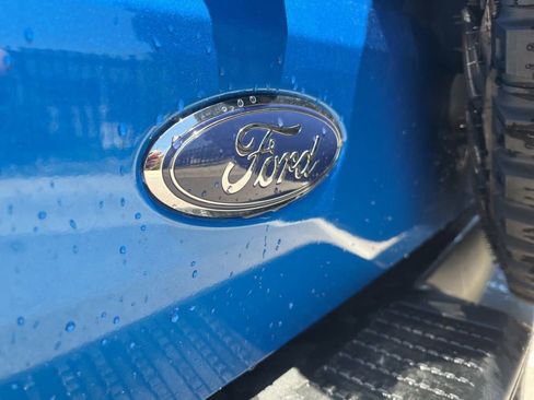 Used 2023 Ford Bronco Badlands AWD/4WD image 8