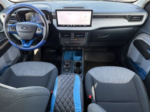 Certified 2025 Ford Maverick XLT FWD image 13