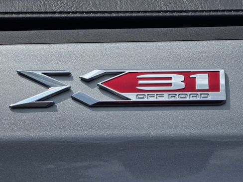 Used 2024 GMC Sierra 1500 SLE w/ Preferred Package AWD/4WD image 31