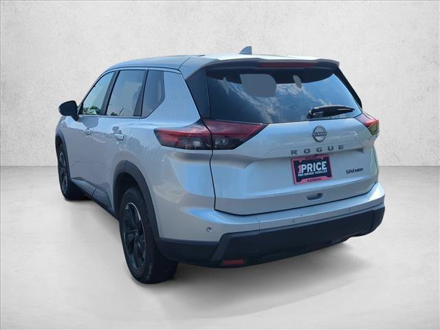 Used 2024 Nissan Rogue SV AWD/4WD image 8