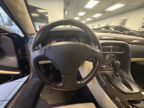 Used 2001 Aston Martin DB7 Vantage image 21