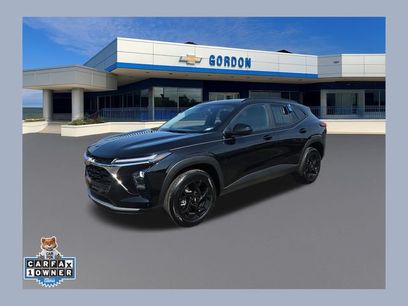 Used 2025 Chevrolet Trax LT