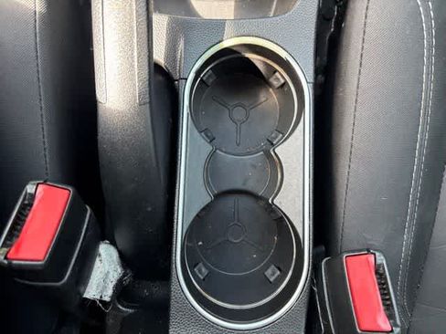 Used 2019 Ford Fiesta SE FWD image 16