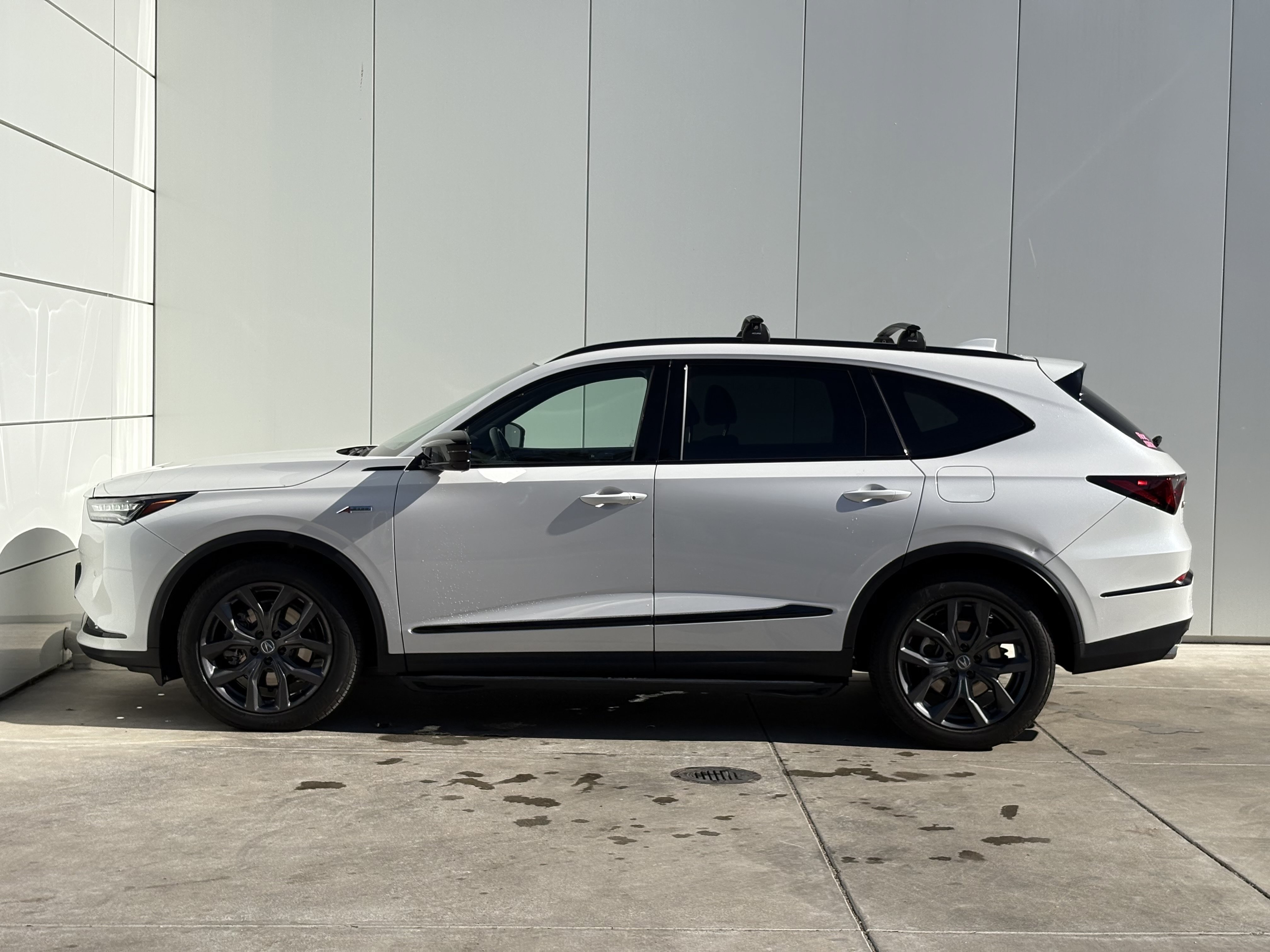 Used 2024 Acura MDX A-Spec AWD/4WD image 4