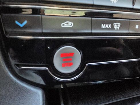 Used 2017 Jaguar F-PACE 35t AWD - Hard to find - Must image 28