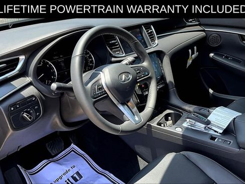 Certified 2025 INFINITI QX50 Luxe image 8