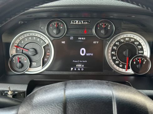 Used 2017 RAM 1500 Big Horn AWD/4WD image 23