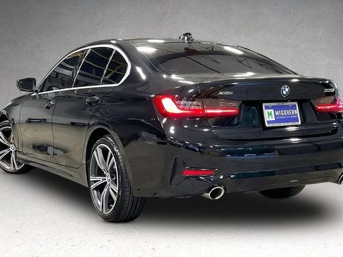 Used 2020 BMW 330i xDrive Sedan w/ Convenience Package AWD/4WD image 4