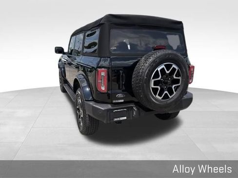 Used 2024 Ford Bronco Outer Banks AWD/4WD image 11