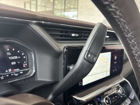 Used 2025 GMC Sierra 3500 Denali w/ Denali Reserve Package AWD/4WD image 16