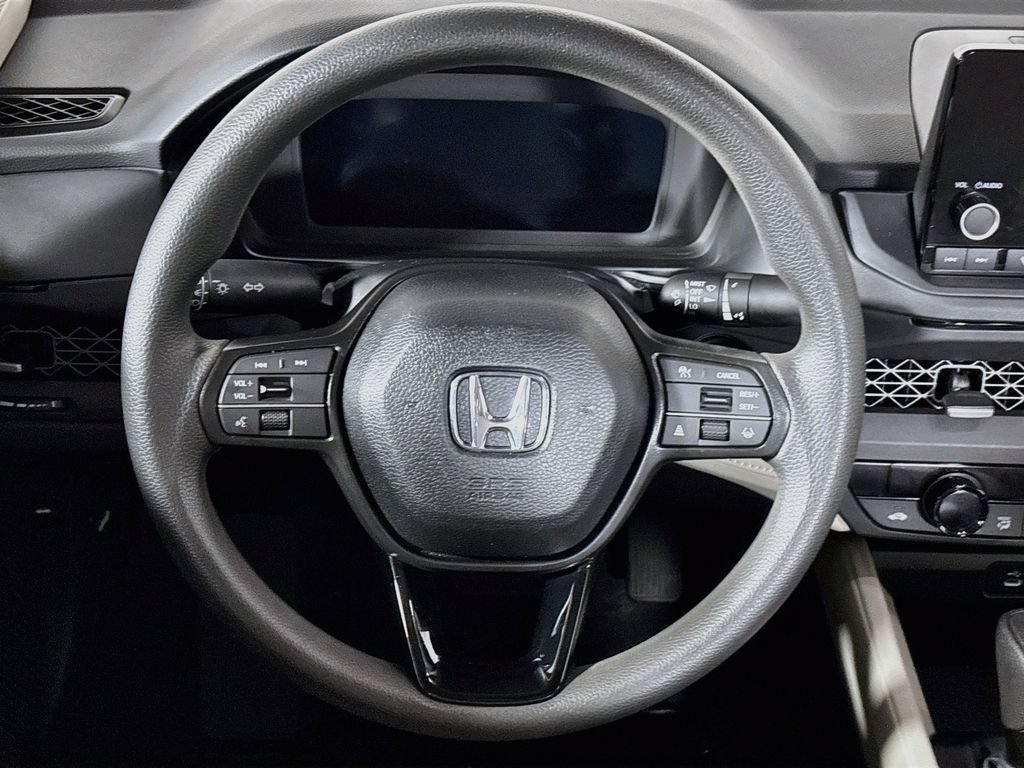Used 2025 Honda Accord SE image 13