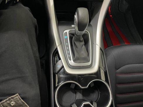 Used 2014 Ford Fusion SE w/ Equipment Group 201A image 35