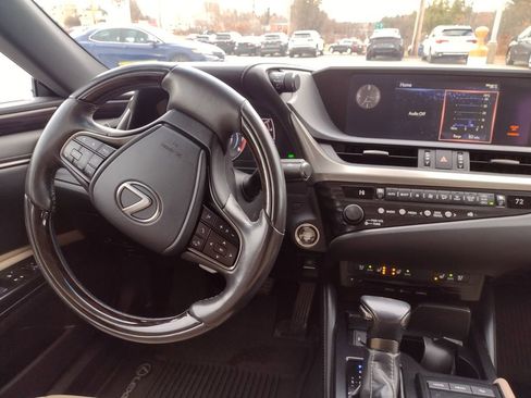 Used 2019 Lexus ES 350 image 15