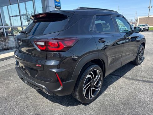 Used 2024 Chevrolet TrailBlazer RS image 3