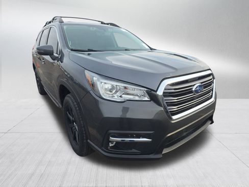 Used 2021 Subaru Ascent Limited image 3