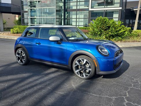 New 2026 MINI Cooper 2-Door Hardtop image 2