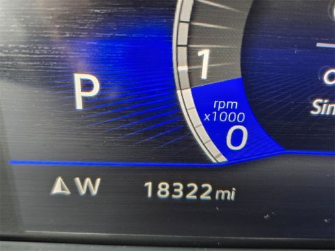 Used 2023 Volkswagen Tiguan SE R-Line image 24