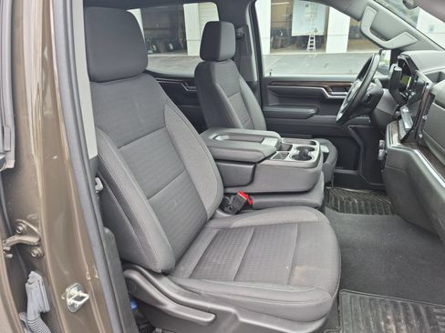 Certified 2023 Chevrolet Silverado 1500 LT AWD/4WD image 28