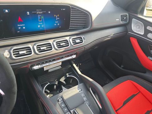 New 2026 Mercedes-Benz GLE 53 AMG 4MATIC Coupe image 31