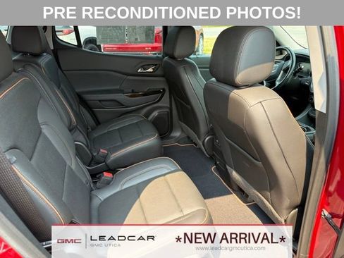 Used 2023 GMC Acadia AT4 w/ Technology Package AWD/4WD image 13