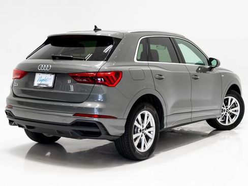 Used 2023 Audi Q3 2.0T Premium Plus w/ Premium Plus Package AWD/4WD image 32