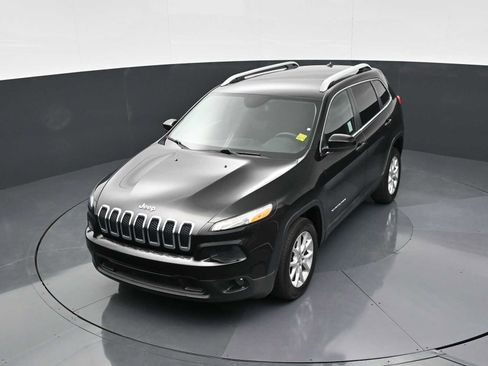 Used 2014 Jeep Cherokee Latitude image 13