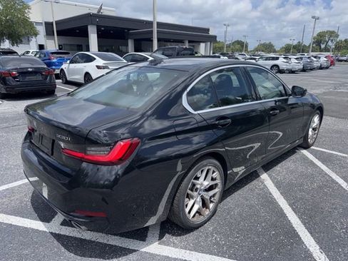 Used 2025 BMW 330i Sedan RWD image 4