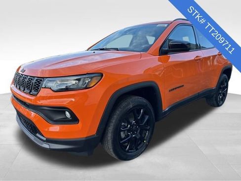 New 2026 Jeep Compass Latitude image 3