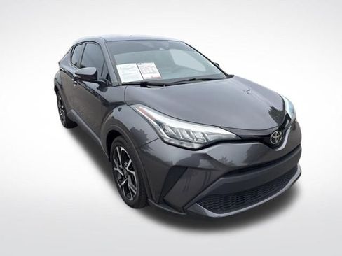 Used 2021 Toyota C-HR XLE FWD image 7
