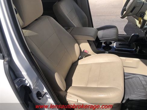 Used 2012 Ford Escape Limited FWD image 23