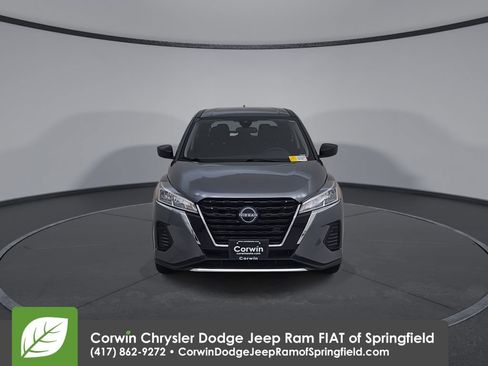 Used 2024 Nissan Kicks S FWD image 5