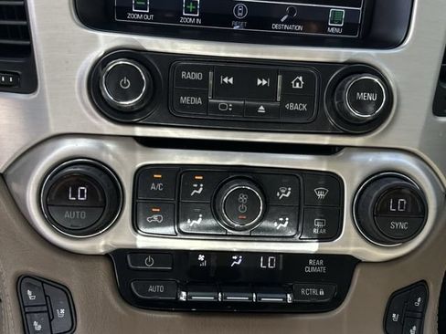 Certified 2020 GMC Yukon XL SLT w/ HD Trailering Package RWD image 26
