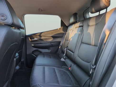 Used 2022 Chevrolet Bolt LT w/ Infotainment Package image 34