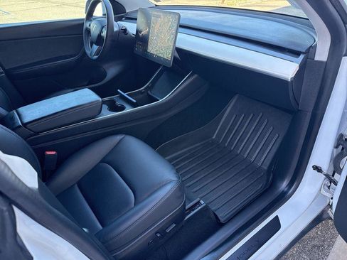 Used 2020 Tesla Model Y Long Range AWD/4WD image 21
