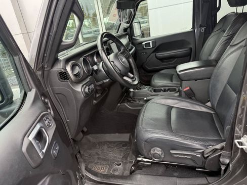 Used 2022 Jeep Wrangler Unlimited Sport AWD/4WD image 13