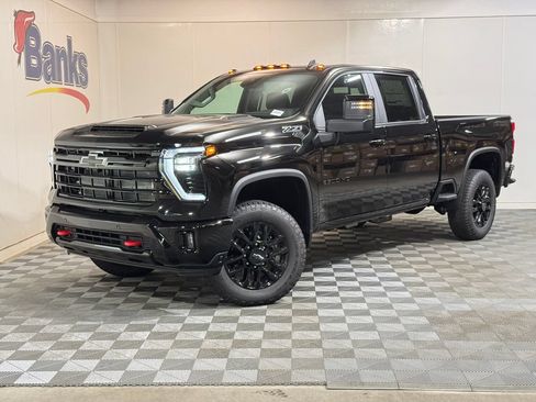 New 2026 Chevrolet Silverado 2500 LT w/ Trail Boss Package AWD/4WD image 2