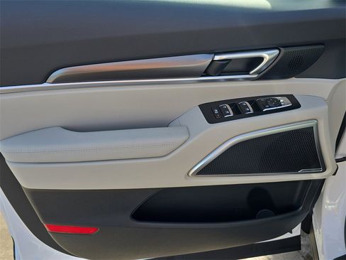 New 2025 Kia Telluride S image 20