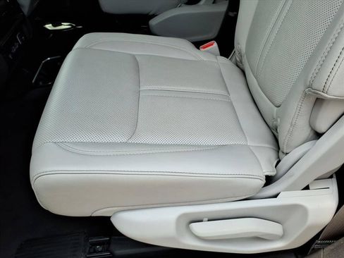 Used 2022 Jeep Wagoneer Series I w/ Convenience Group I AWD/4WD image 20
