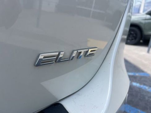 Used 2018 Honda Odyssey Elite image 9