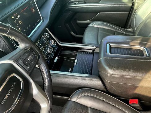 Used 2022 GMC Yukon XL Denali w/ Max Trailering Package RWD image 15