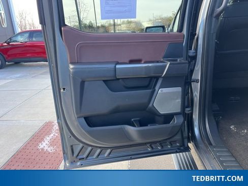 Used 2023 Ford F150 Lariat w/ Equipment Group 502A High image 18