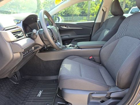 Used 2025 Toyota Camry LE FWD image 24